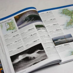 LIVRE STORMRIDER GUIDE EUROPE + ILES ATLANTIQUES -SurfMaster livre stormrider guide europe iles atlantiques 5