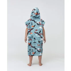 PONCHO AFTER JUNIOR SKETCHBOOK -SurfMaster poncho after junior sketchbook 3